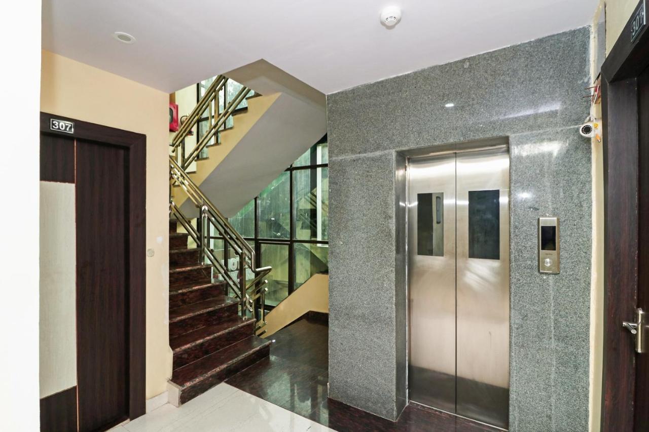 Oyo 15169 Hotel Rk Inn Lakhnau Kültér fotó