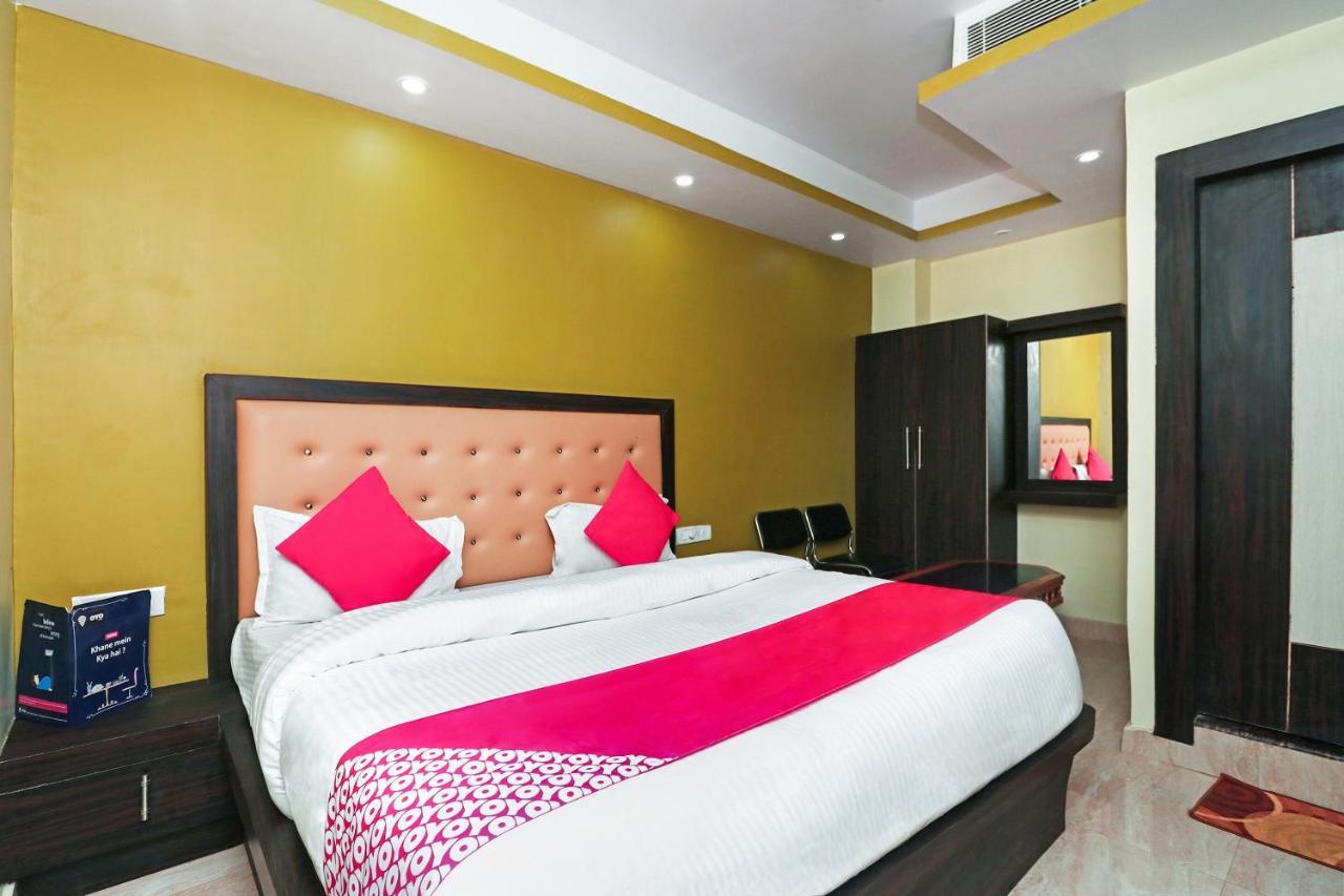 Oyo 15169 Hotel Rk Inn Lakhnau Kültér fotó
