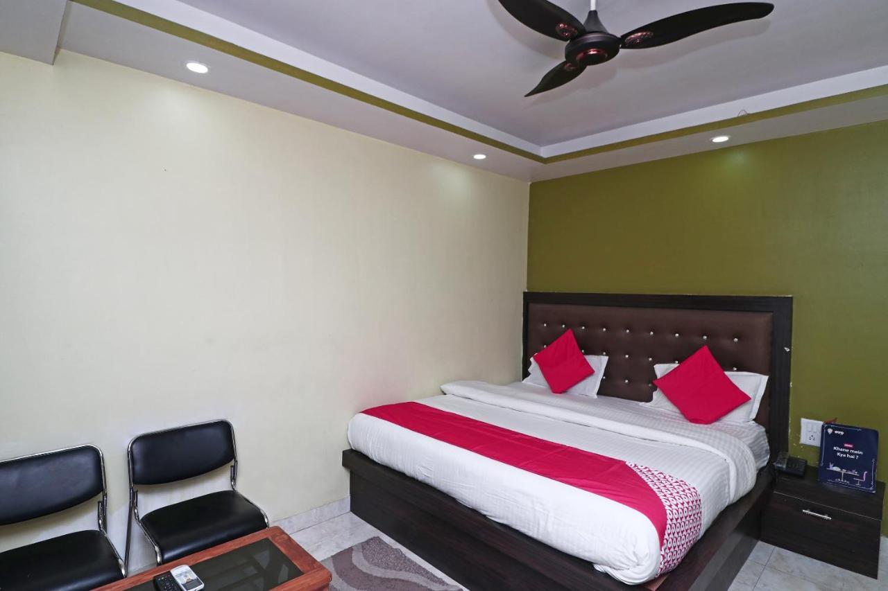 Oyo 15169 Hotel Rk Inn Lakhnau Kültér fotó