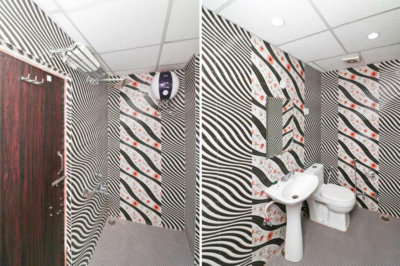 Oyo 15169 Hotel Rk Inn Lakhnau Kültér fotó